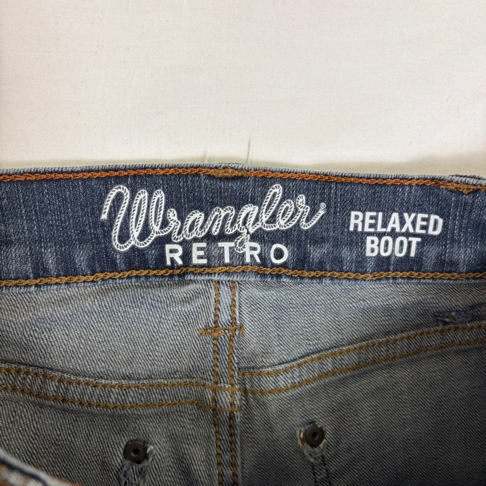 Wrangler Retro Relaxed Boot Jeans Mens 29x34 Blue Denim Bootcut Western Cowboy